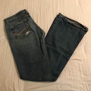 BKE | Star Flare Distressed Jeans 29x35 1/2